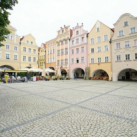 Apartamenty Everysky - Plac Ratuszowy 51 イェレニャ・グーラ エクステリア 写真
